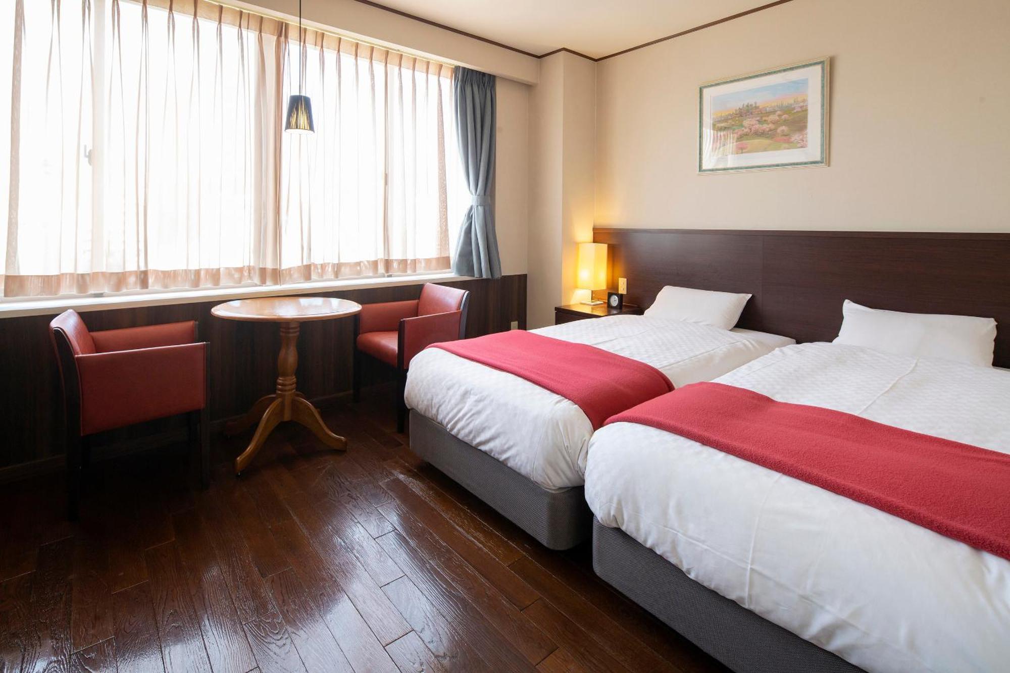 Hotel Claire Higasa Himeji Exteriör bild